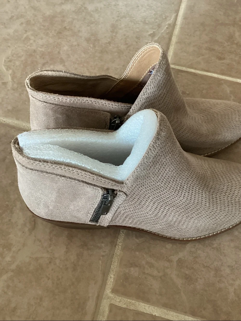 Lucky Brand Fhuna Ankle Booties, new without tags. Women’s Size 9M
